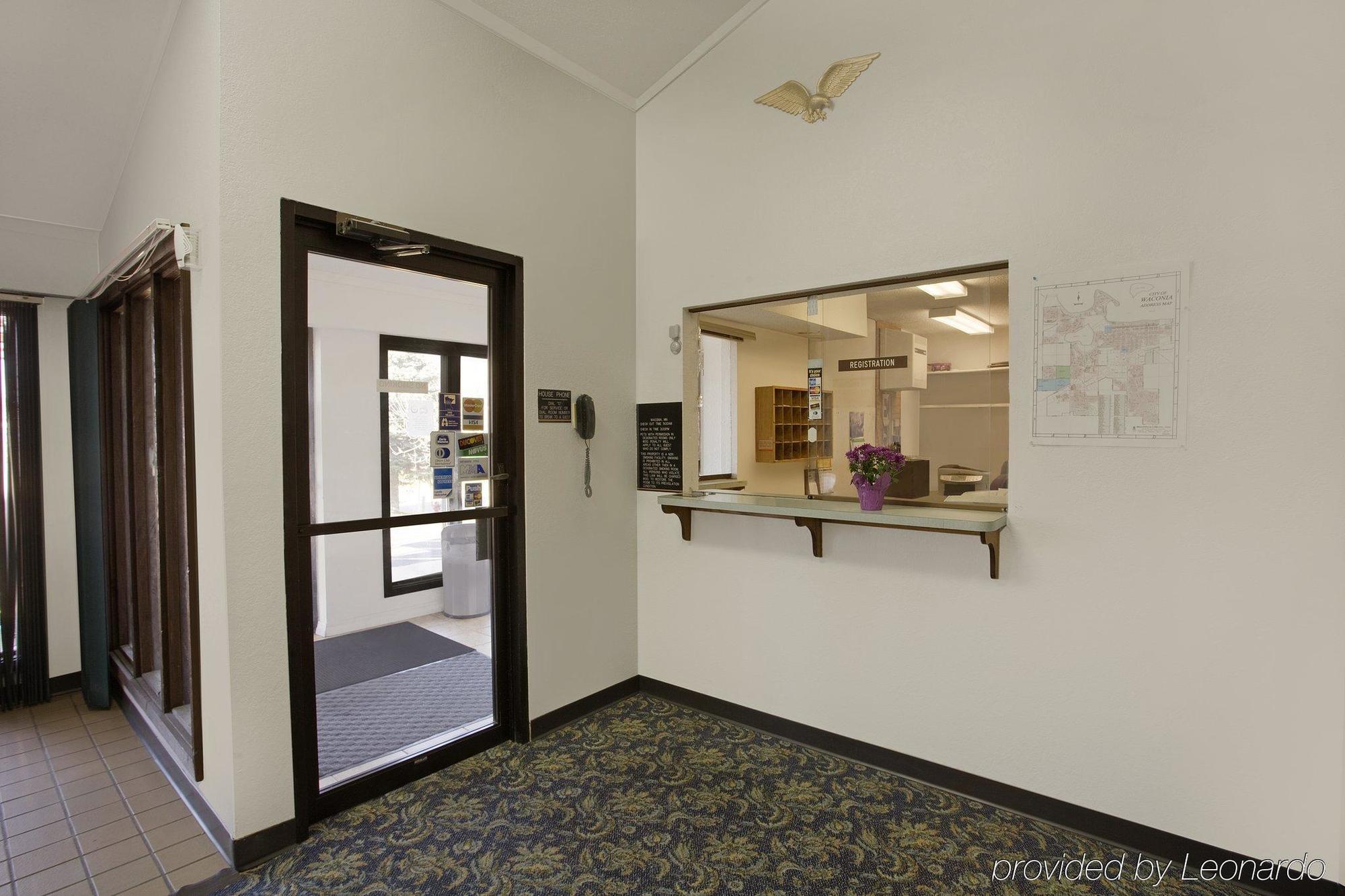 Waconia Inn And Suites エクステリア 写真
