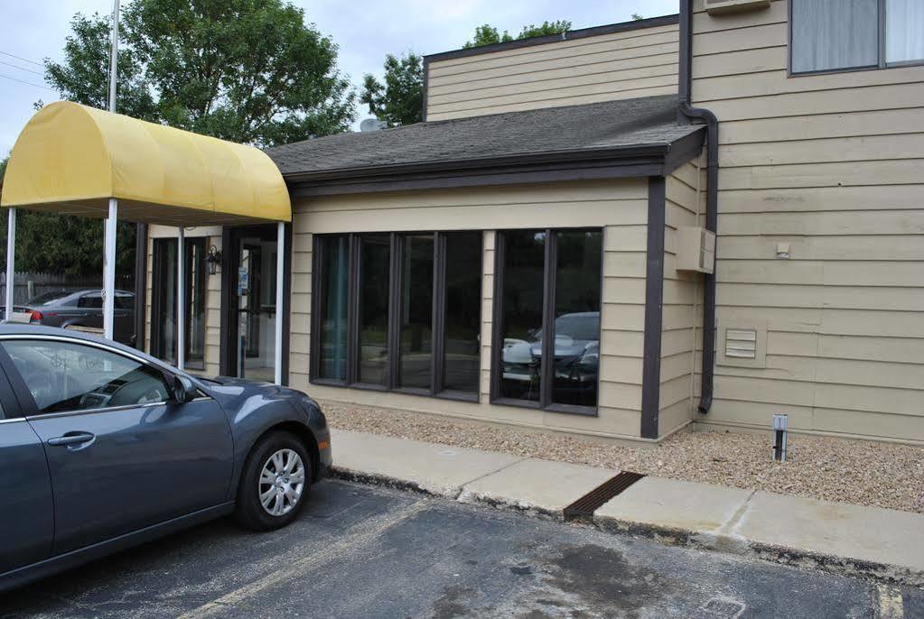 Waconia Inn And Suites エクステリア 写真