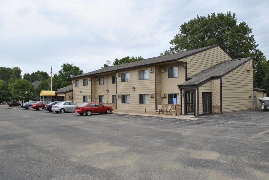 Waconia Inn And Suites エクステリア 写真