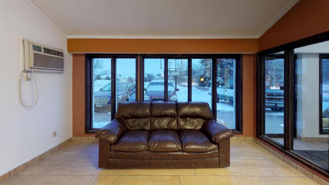 Waconia Inn And Suites エクステリア 写真