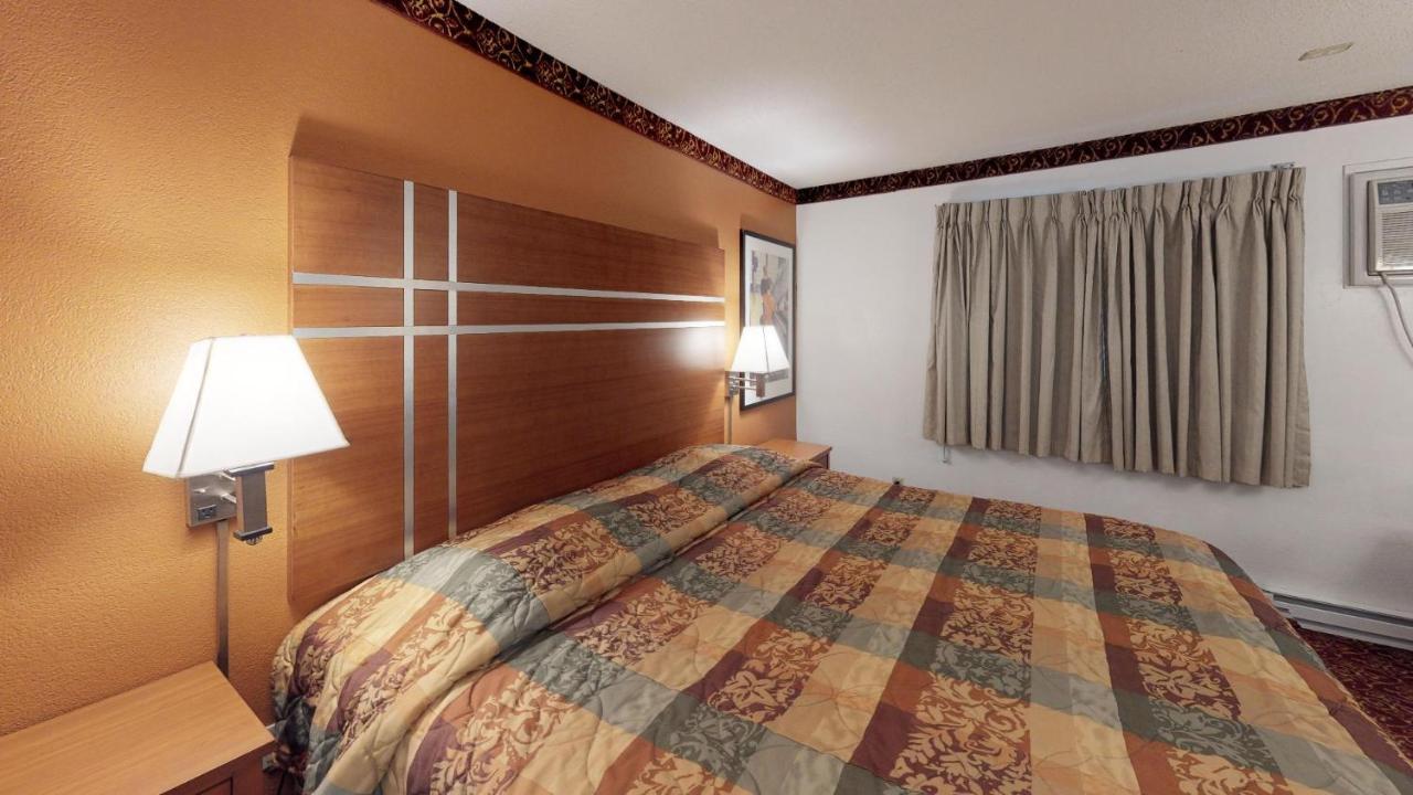 Waconia Inn And Suites エクステリア 写真