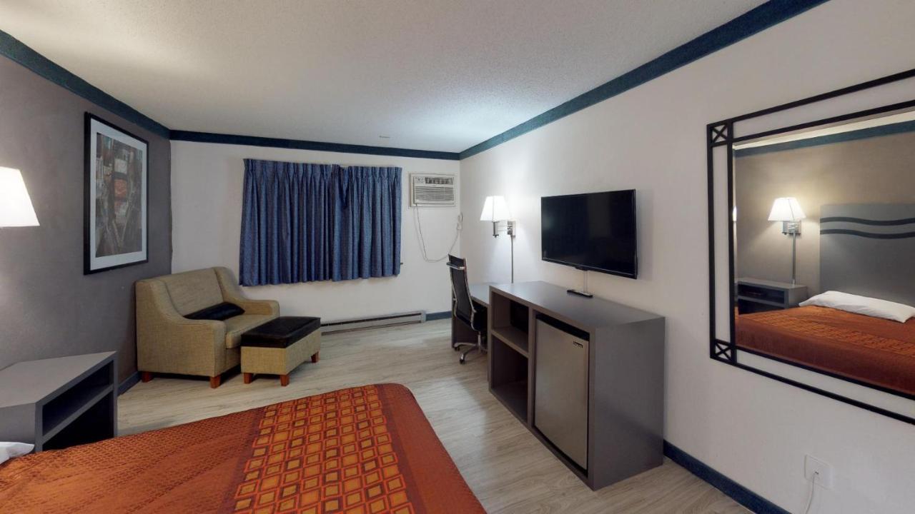 Waconia Inn And Suites エクステリア 写真